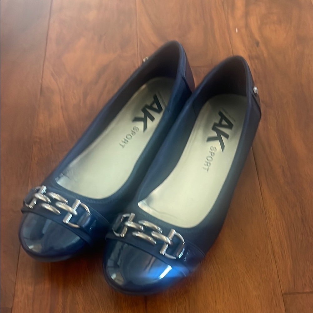 Women's Blue Flats
